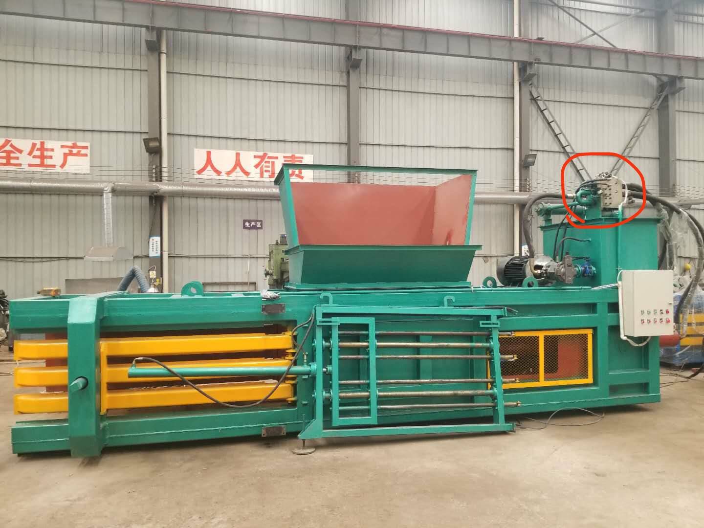 Horizontal baler