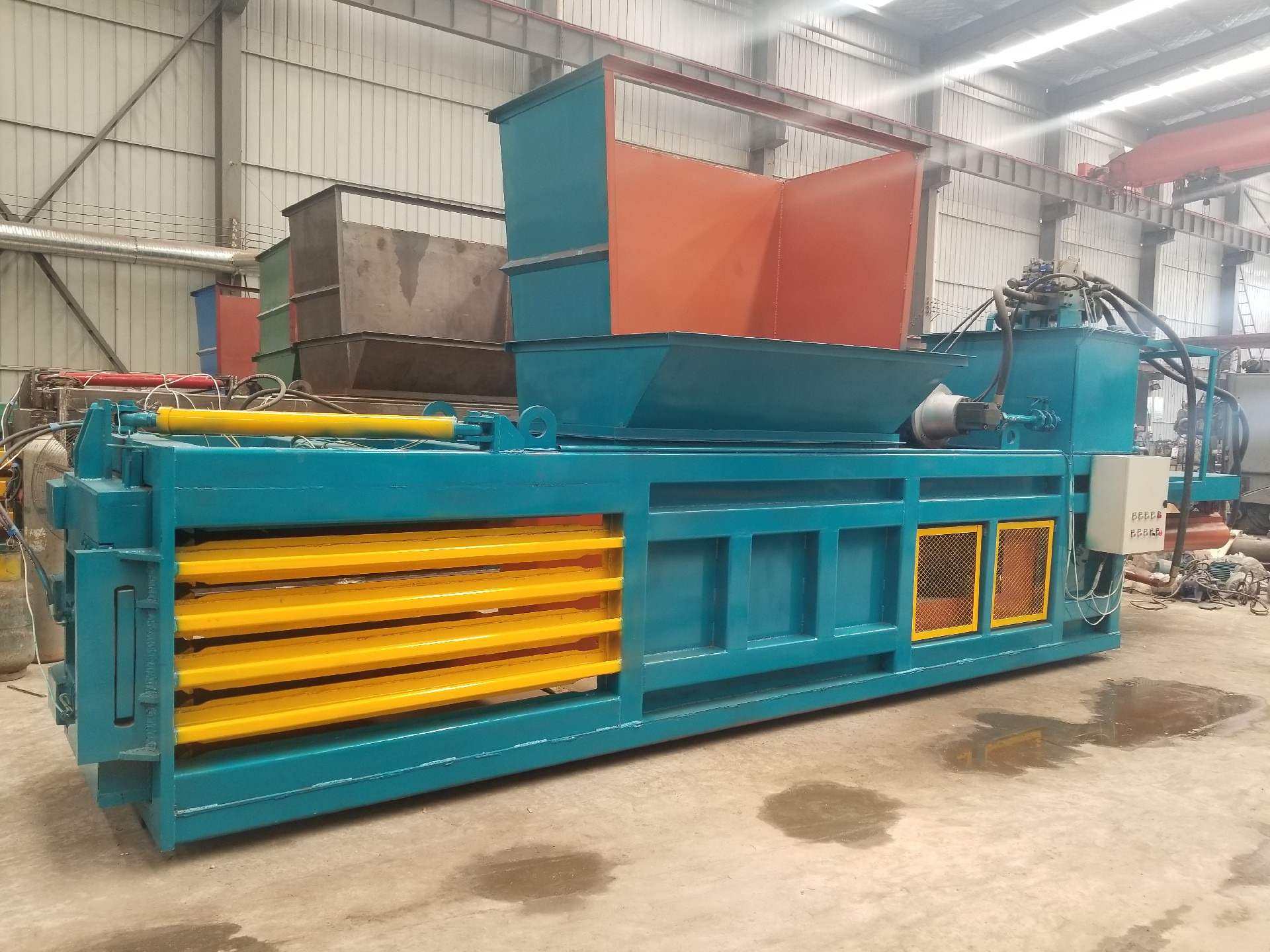 Plastic bottle baler