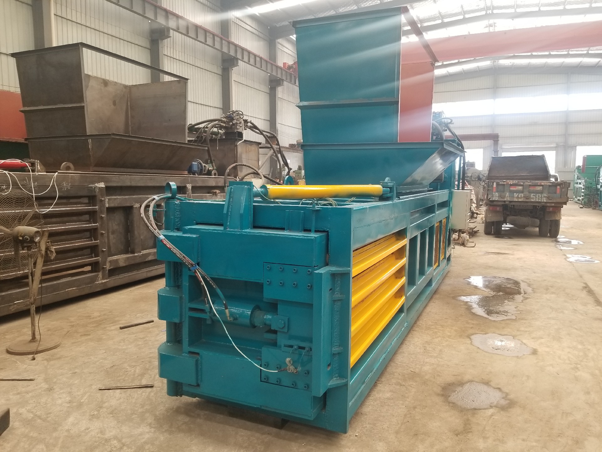 Plastic bottle baler