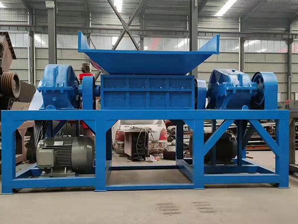 Double shaft shredder