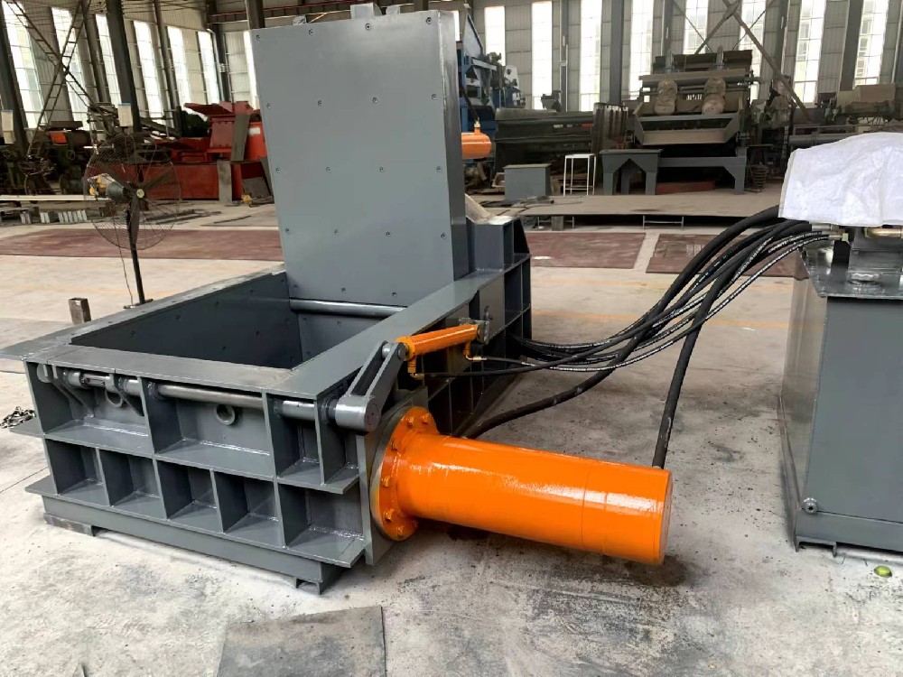 Scrap iron chip press