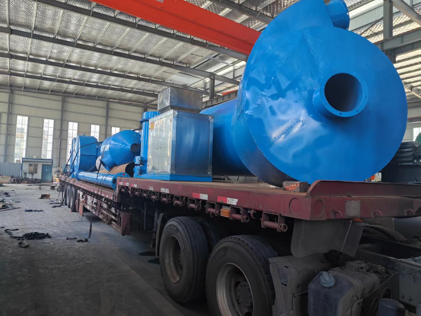 Sludge dryer